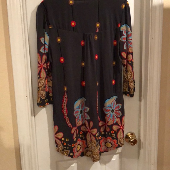 Tunic - Picture 2 of 2